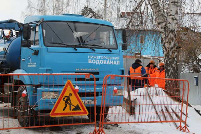 Работы по ликвидации коммунальной аварии завершаются на улице Родниковой - фото 21