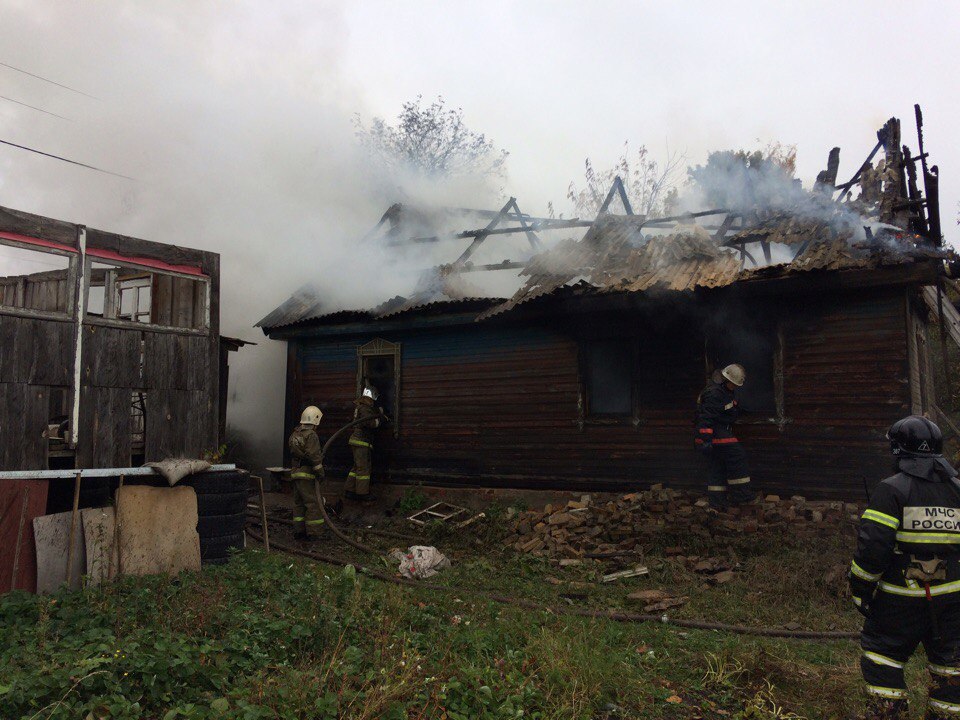 Пять человек пострадали при пожаре в Балахне (ФОТО)