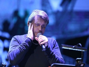 Александр Домогаров: «Петь Высоцкого нужно так, как откликается душа»