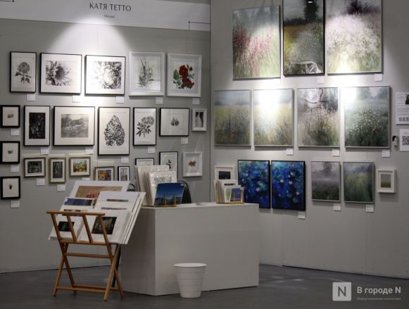 Фоторепортаж: выставка &laquo;АРТ МИР &mdash; 2026&raquo; открылась в Нижнем Новгороде - фото 182