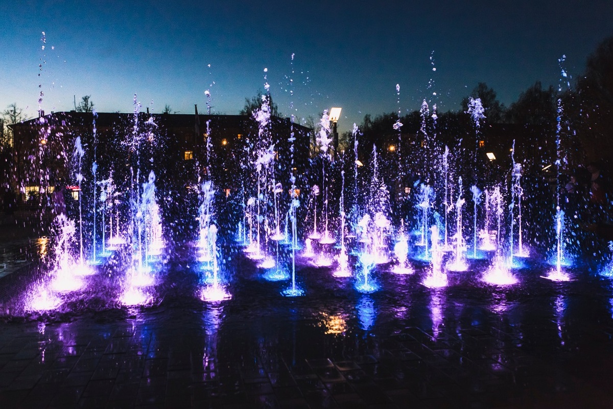 Светодинамический фонтан за 24,6 млн рублей построили в Дзержинске - фото 1