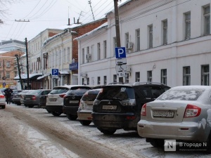 Запрет на парковку вводится на улице Алексеевской до 25 декабря