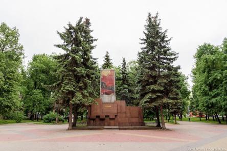 Деревья или гранит: проект благоустройства сквера 1905 года решили переделать