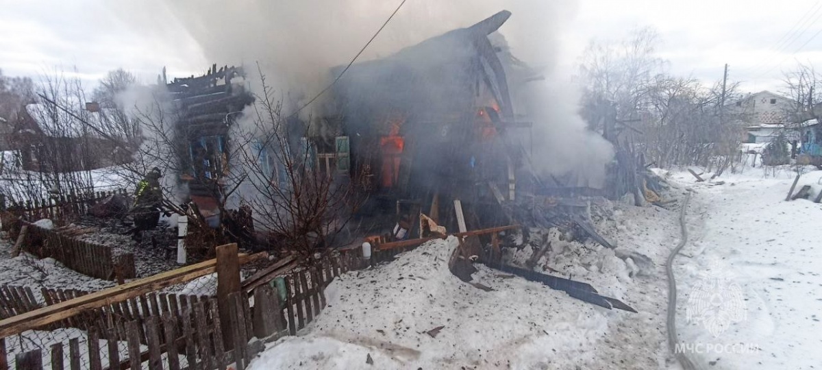 Пожилой мужчина погиб на пожаре в Ковернинском районе - фото 2