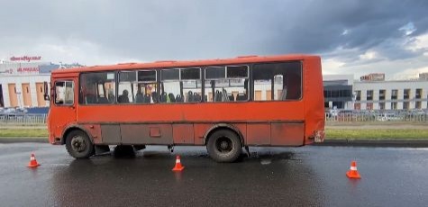 Женщина попала в больницу после поездки в нижегородском автобусе - фото 1