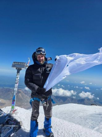 Покорение мечты: сотрудник нижегородского филиала &laquo;Россети Центр и Приволжье&raquo; взошел на Эльбрус - фото 3