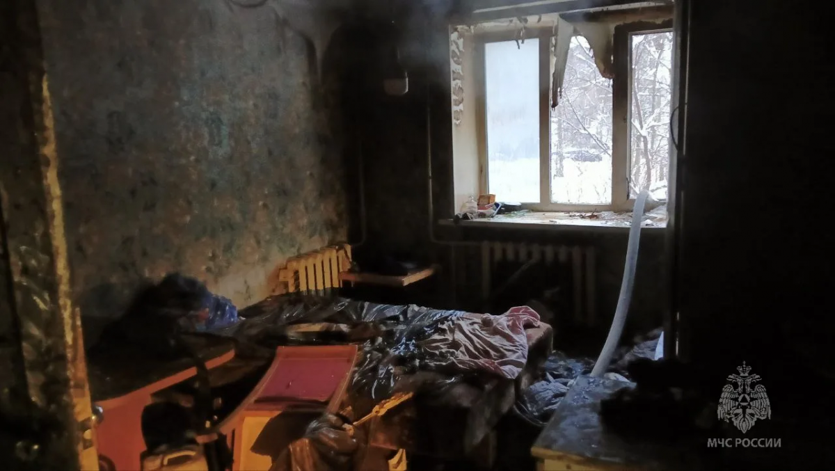 25 человек эвакуировали из горящей пятиэтажки в Нижнем Новгороде - фото 2