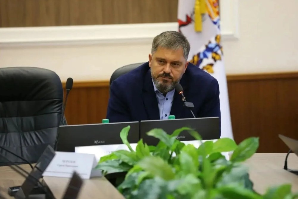 Мэр Дзержинска Клинков обсудил с водителями автобусов работу МУП &laquo;Экспресс&raquo; - фото 1