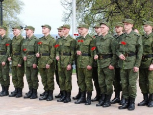 Около 3000 жителей Нижегородской области призовут в армию весной 2018 года