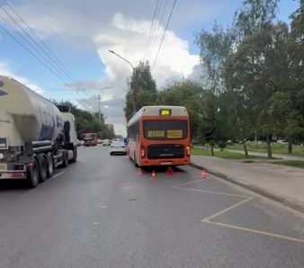 Две женщины получили травмы в автобусе в Нижнем Новгороде - фото 1