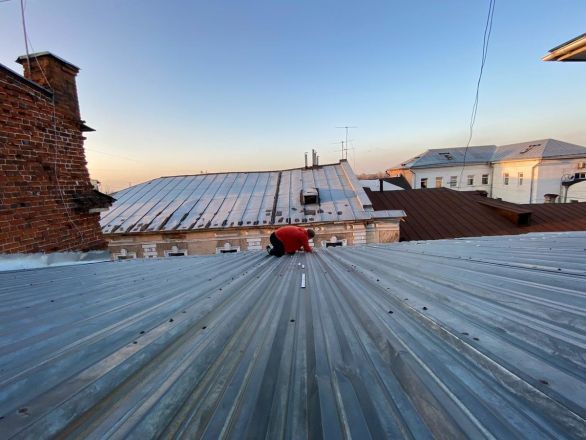 Коммунальщикам грозит штраф за протекающую крышу в центре Нижнего Новгорода - фото 3