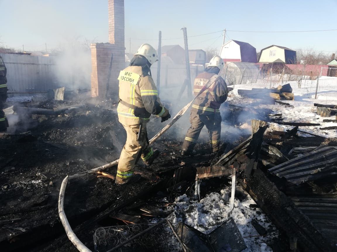 Два человека погибли в пожаре в Автозаводском районе - фото 1