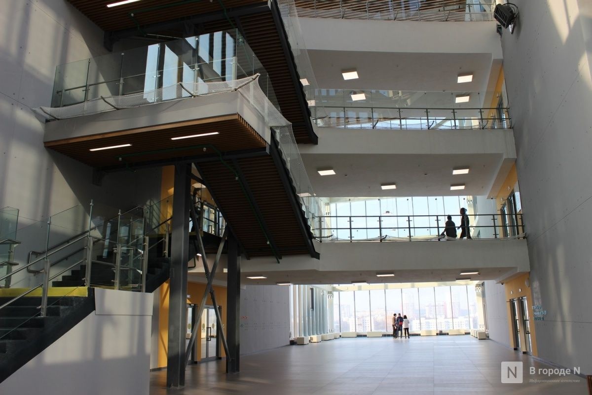 Нижегородскую &laquo;Школу 800&raquo; оштрафовали за драку водителей - фото 1