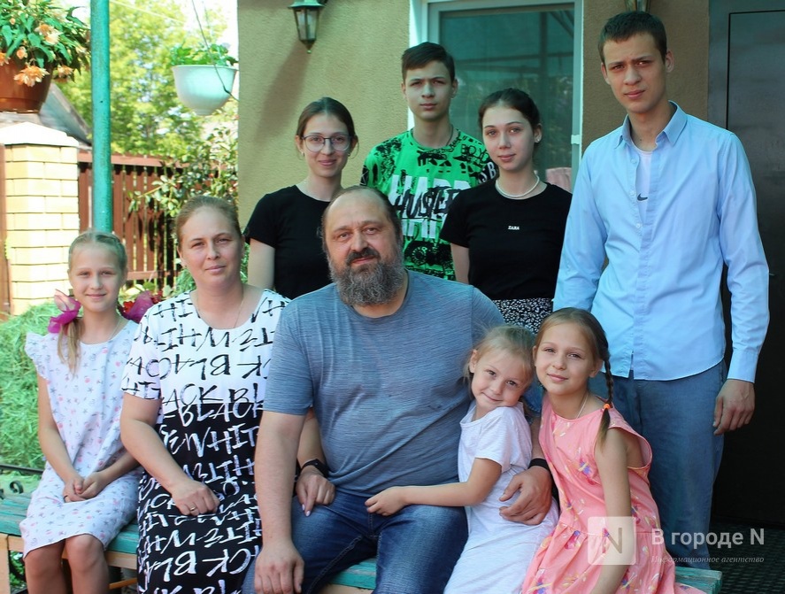 Забота, помноженная на 11: как живет одна из самых многодетных нижегородских семей  - фото 1