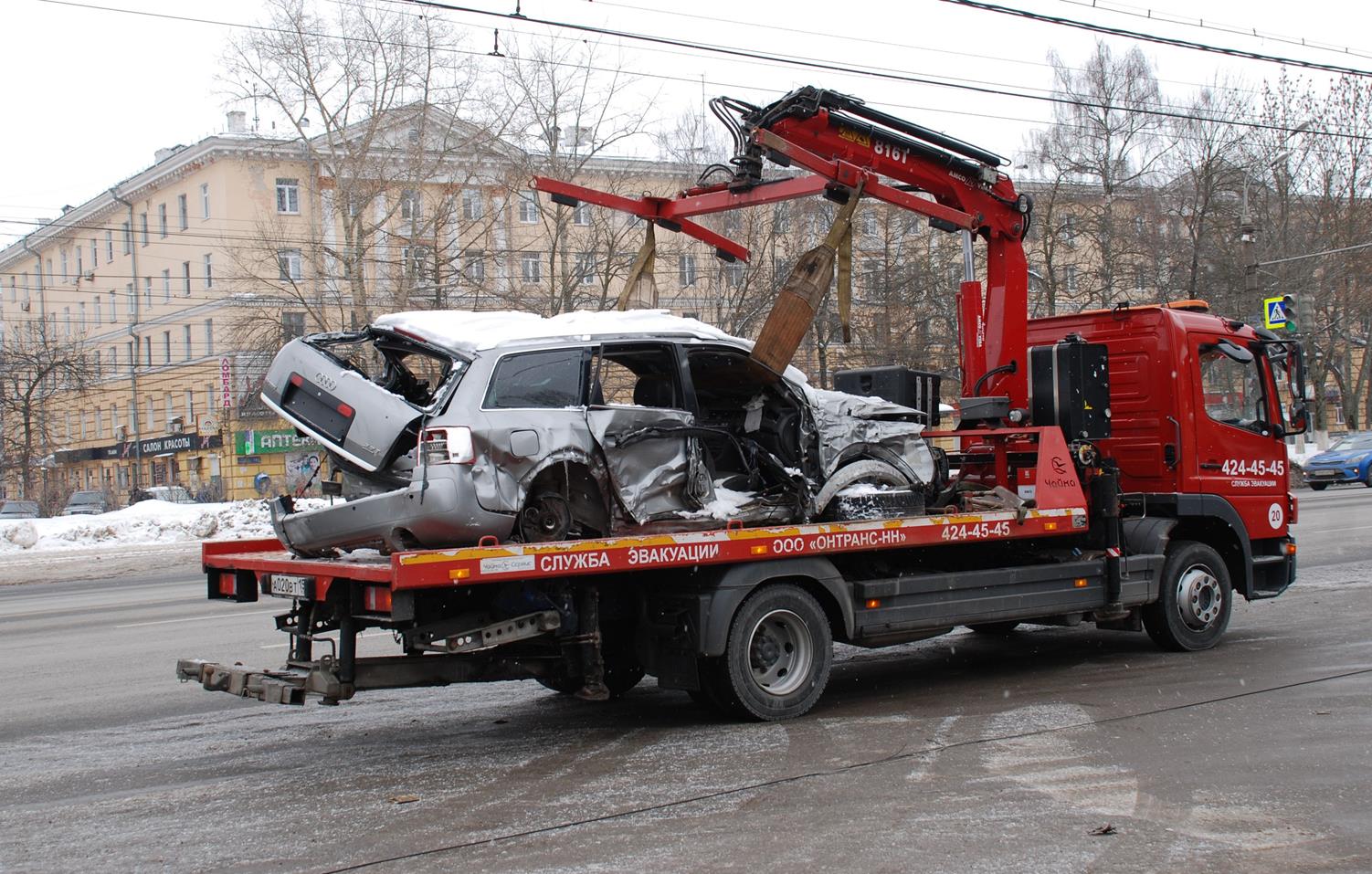 Разбитые автомобили напомнят нижегородцам о самых опасных участках дорог - фото 6