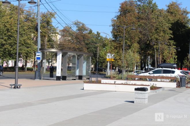 Благоустройство площади у Автозаводского универмага завершено в Нижнем Новгороде - фото 27