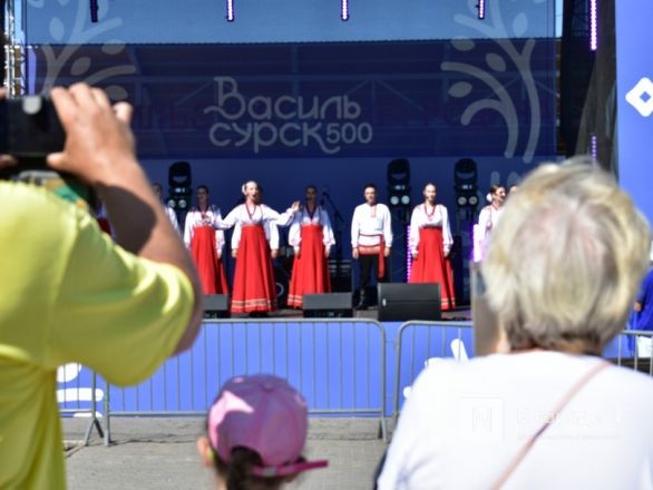 &laquo;Рок-острова&raquo;, салют и народные исполнители: поселок Васильсурск отметил первый день 500-летнего юбилея - фото 55