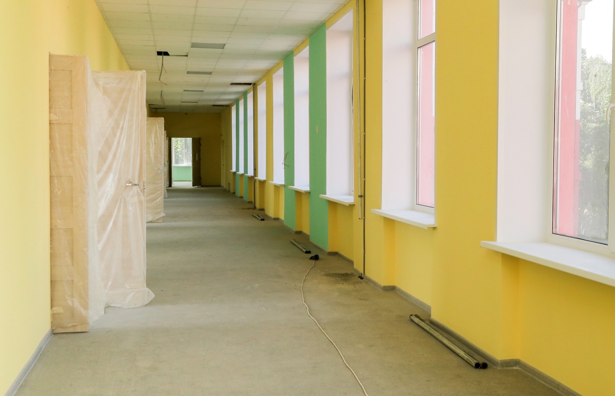 Ремонт дополнительного корпуса автозаводской школы № 127 завершится в августе