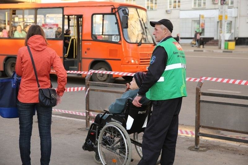 Услуга по сопровождению маломобильных пассажиров востребована на вокзалах ГЖД - фото 1