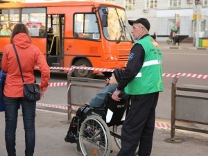 Услуга по сопровождению маломобильных пассажиров востребована на вокзалах ГЖД