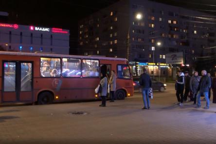 Нижегородцы пожаловались на водителей автобусов, устраивающих гонки между собой