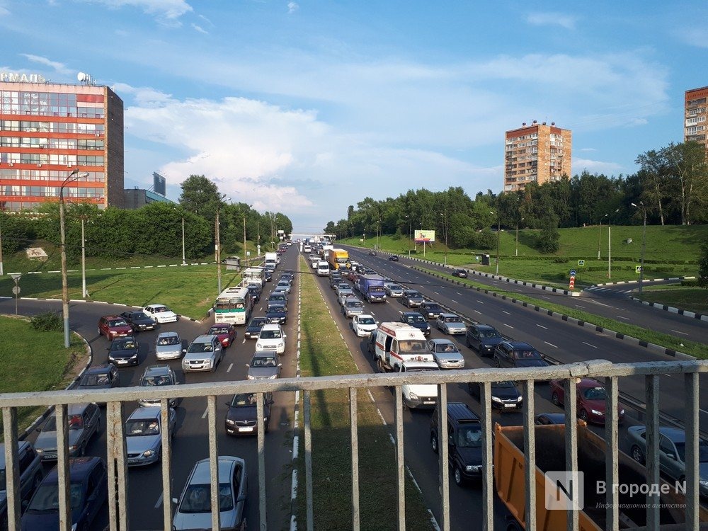 Огромные пробки образовались на выездах из Нижнего Новгорода - фото 1