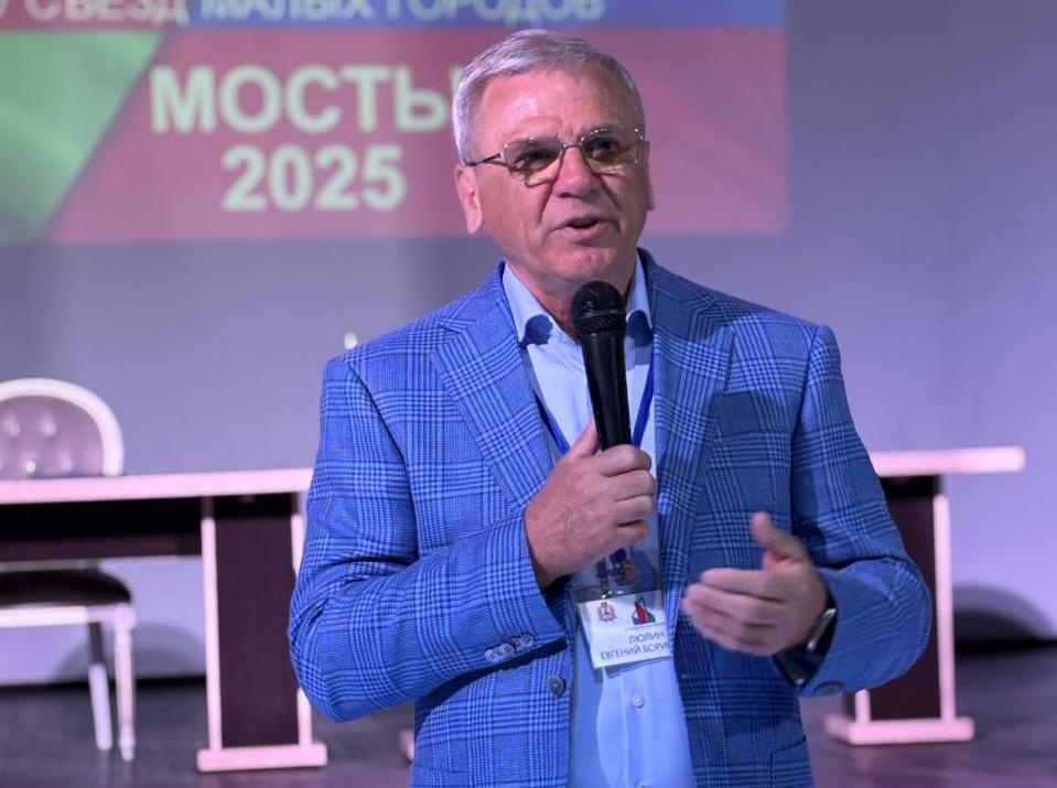 Евгений Люлин уверен: молодежь &ndash; главный двигатель развития Союзного государства России и Беларуси - фото 1