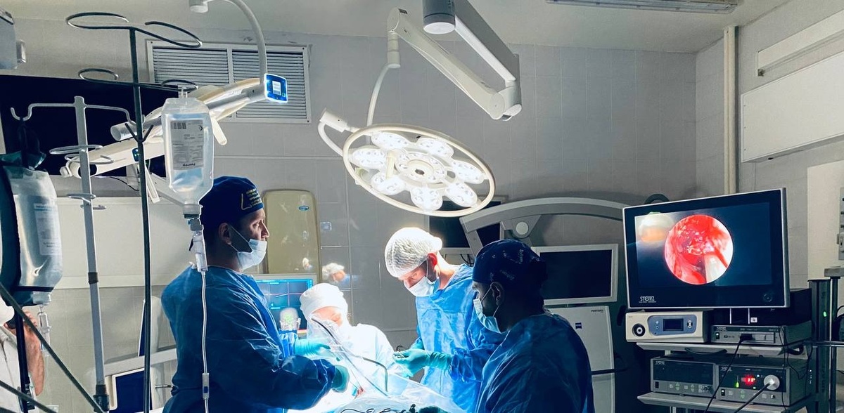 Нижегородские врачи прооперировали пациента с гигантской опухолью мозга - фото 1