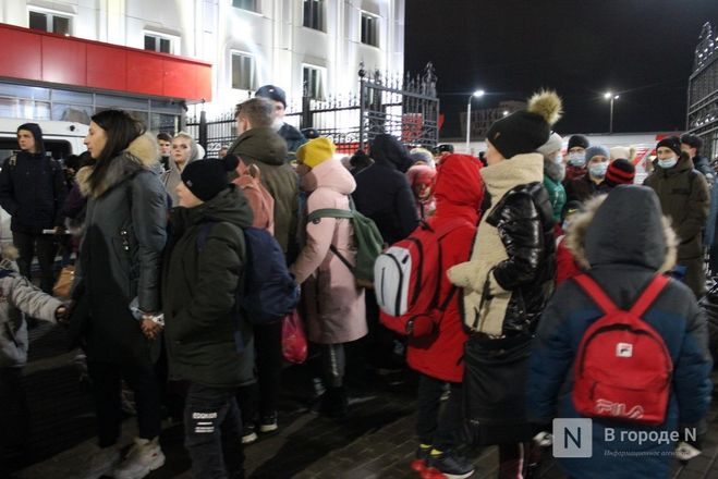 Около 1 000 беженцев из Донбасса прибыли в Нижний Новгород - фото 20