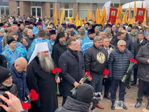 Крестный ход прошел в Нижнем Новгороде в День народного единства - фото 5