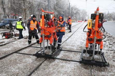 Никитин и Григоренко осмотрели обновленный участок трамвайной линии в Сормовском районе
