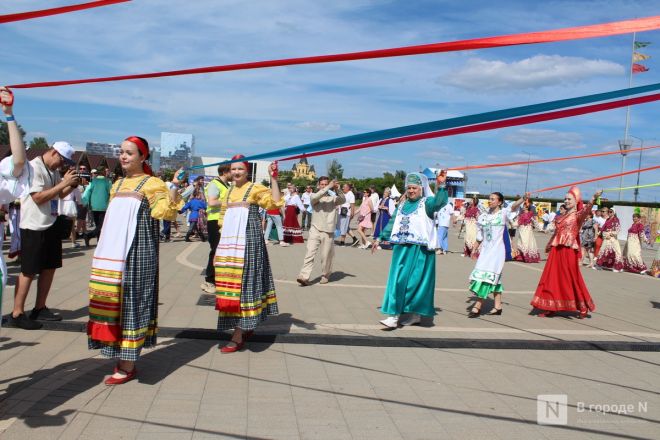 Масштабный гастрофест и концерты: как прошел День России в Нижнем Новгороде &mdash; фоторепортаж - фото 165
