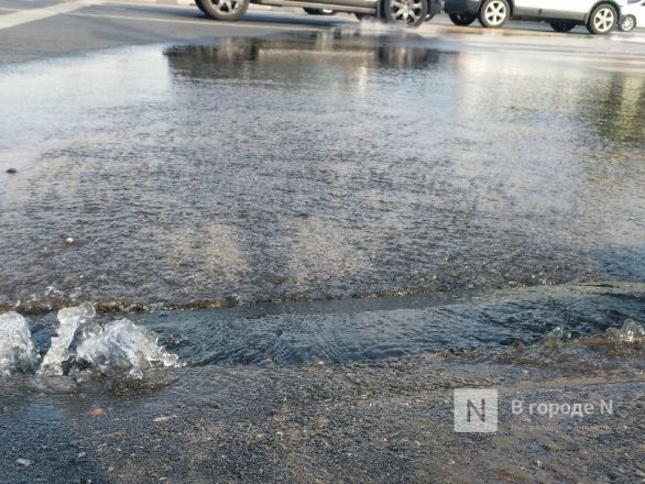 Вода второй день заливает улицу Академика Сахарова - фото 3