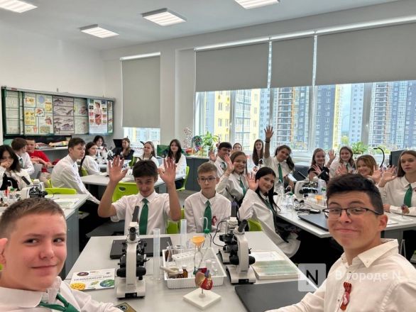 Открытие самой большой школы и массовые обмороки: как прошло 1 сентября в Нижнем Новгороде - фото 26