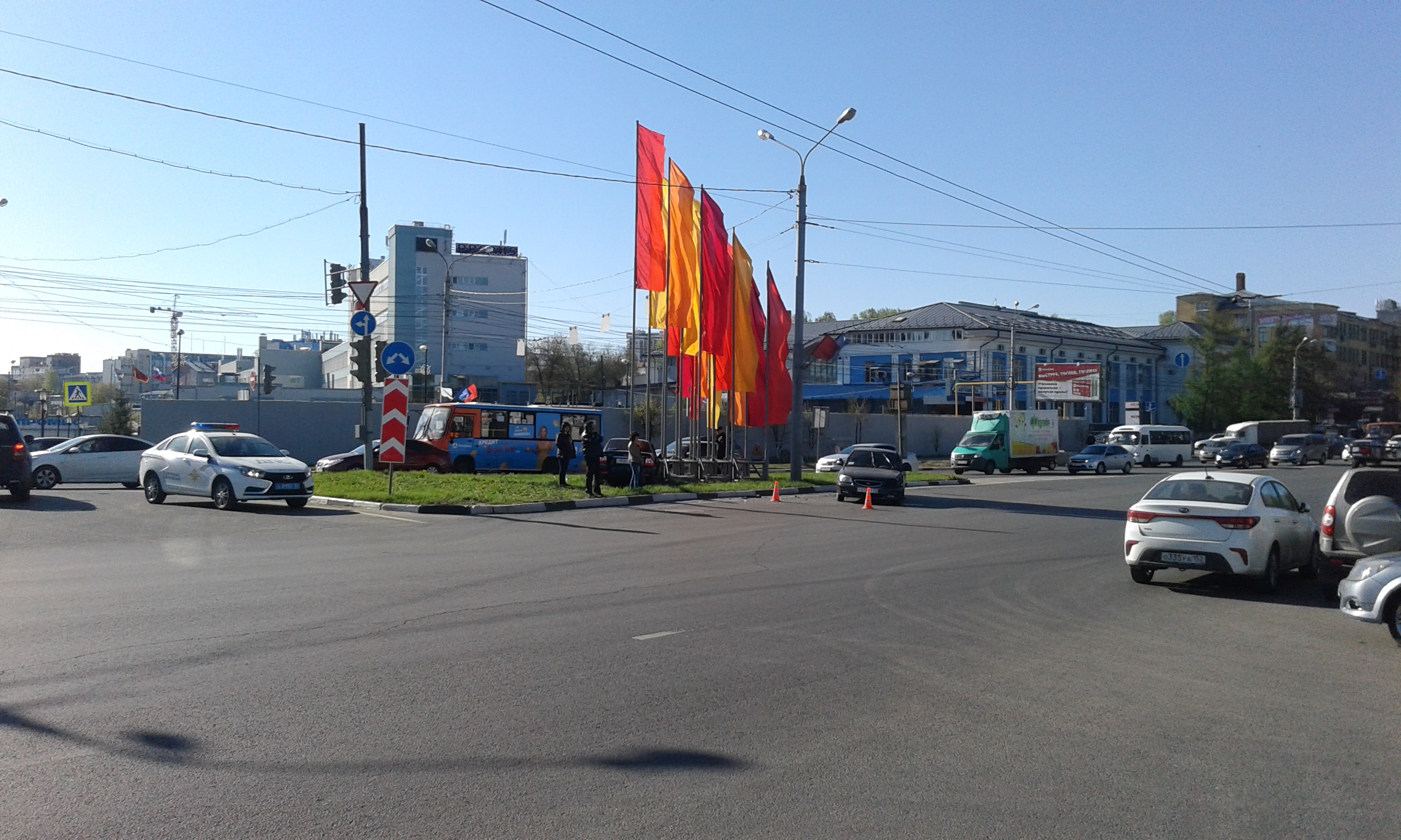 Крупное ДТП произошло на проспекте Гагарина (ФОТО) - фото 2