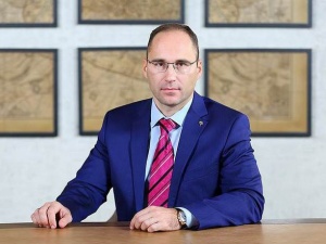 Кипрская компания намерена взыскать с депутата нижегородского парламента Александра Шаронова 2,4 млн рублей