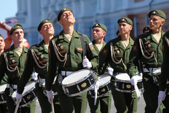Парад в честь 73-й годовщины Победы прошел в Нижнем Новгороде (ФОТО) - фото 54